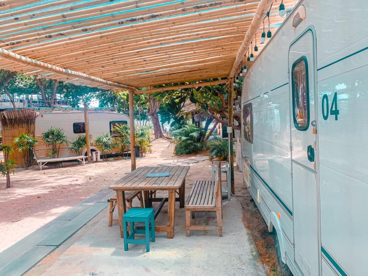 Beach House Camp نا جومتين المظهر الخارجي الصورة