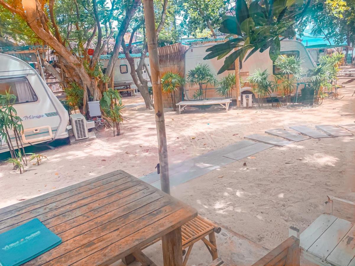 Beach House Camp نا جومتين المظهر الخارجي الصورة