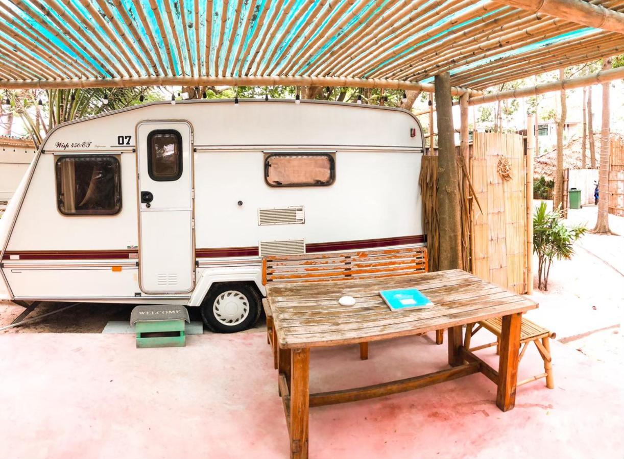 Beach House Camp نا جومتين المظهر الخارجي الصورة